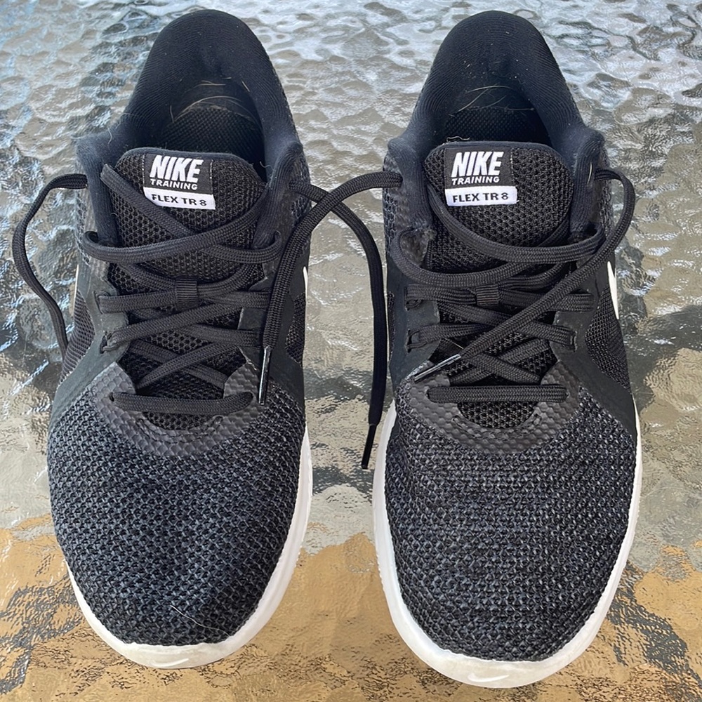 Nike Flex TR8 shoes